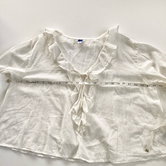 Old Navy Ivory Ruffle Top - Picture 9 of 12